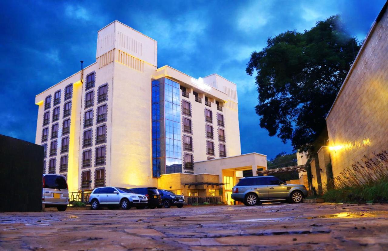 The White Rhino Hotel Ньери Экстерьер фото